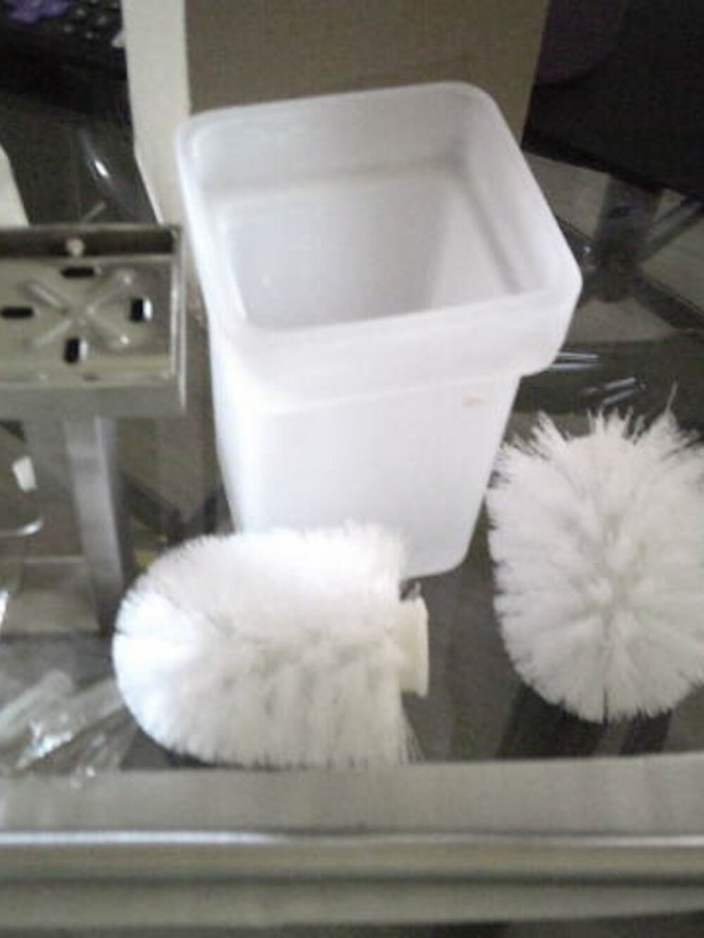 NEW HANGING 2 BRUSH TOLIET BOWL CLEANING WALL SET FROSTED GLASS & CHROME DESIGN